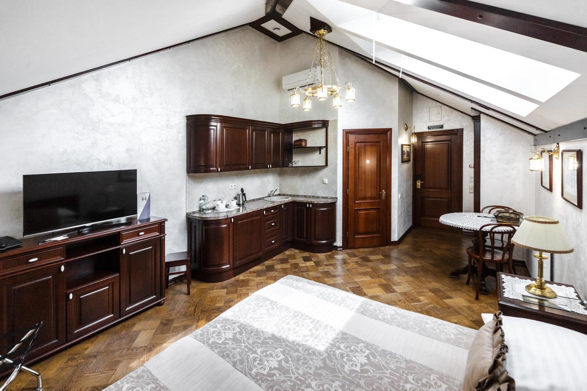 Apart-Hotel Horowitz Lviv Szoba fotó