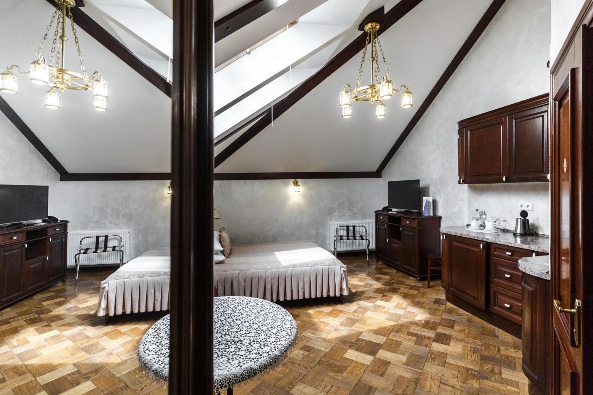 Apart-Hotel Horowitz Lviv Szoba fotó